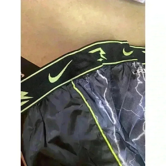 Boys size XL nike shorts with drawstring NEW - Picture 5 of 6